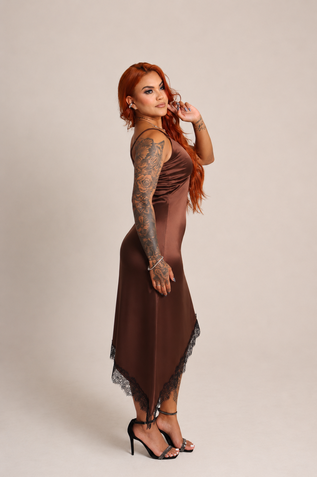VESTIDO LINA CETIM ASSIMÉTRICO