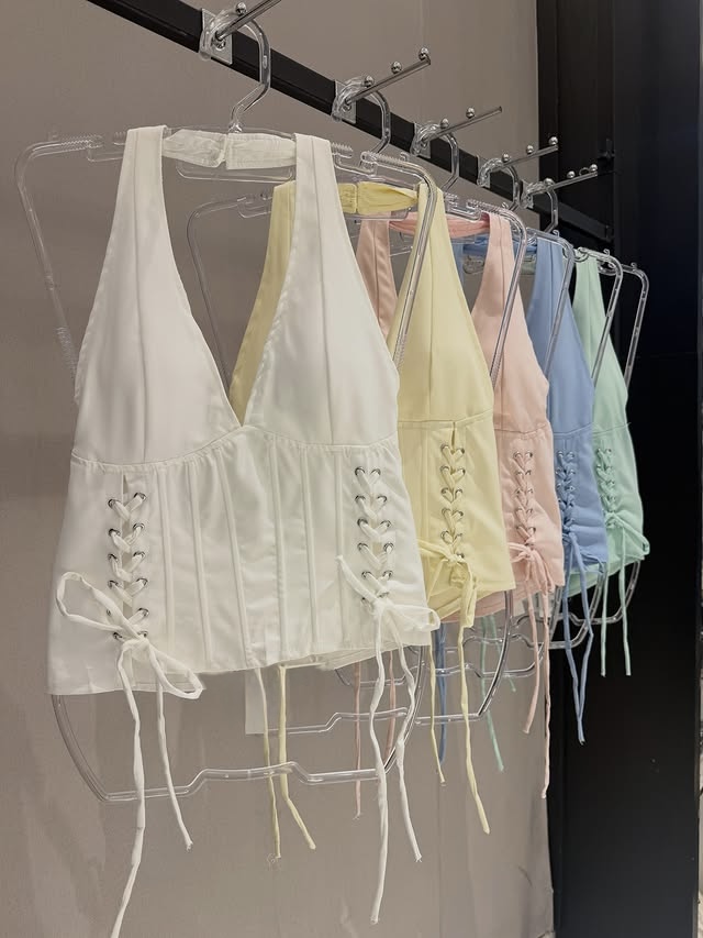 CORSELET JÚLIA EM FRENTE ÚNICA